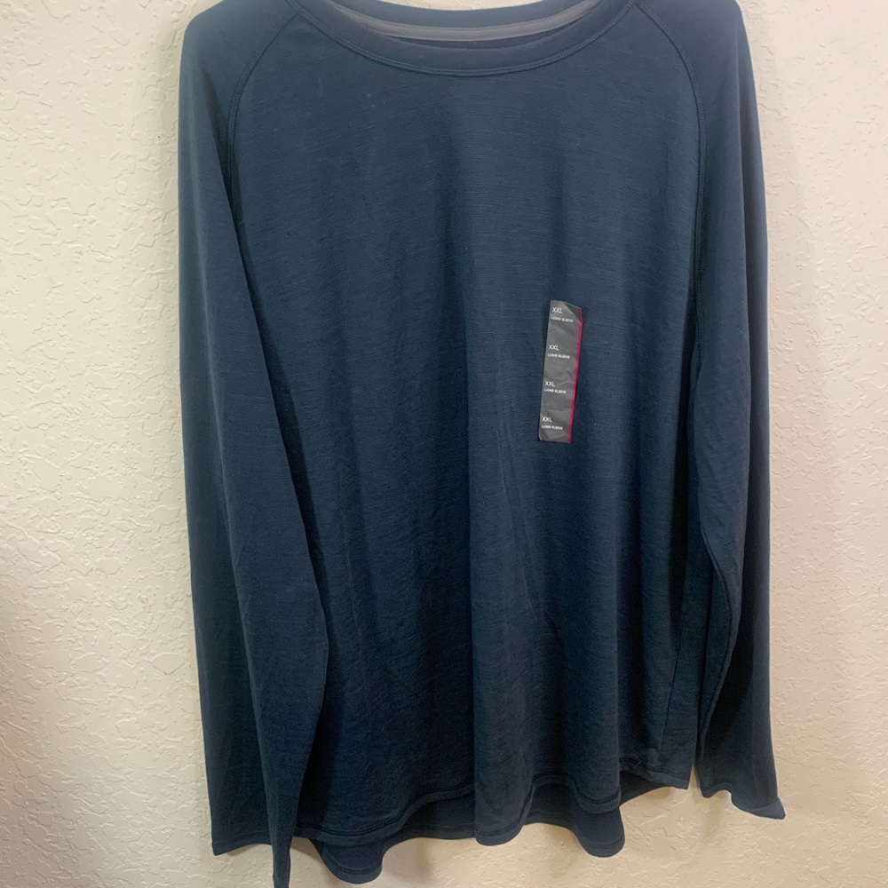 NWT All in Motion long-sleeved tee